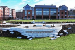 UNIVERSITY OF NEW ENGLAND