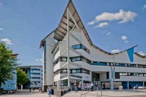UNIVERSITY OF EAST LONDON (UEL)